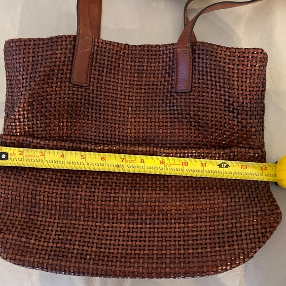 Americana by Sharif Brown Leather, handle is damage, see photos. - Picture 5 of 7